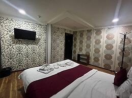 Sun Hotel Hostel