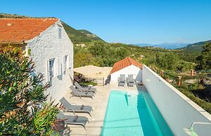 The Village House in Stavros