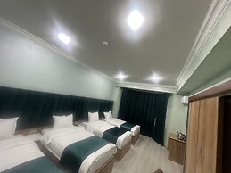 Loft Hotel
