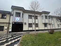 Loft Hotel