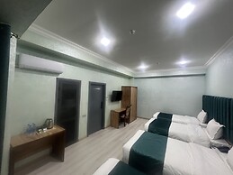 Loft Hotel