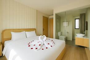 HANZ Lagoon Sunset Boutique Hotel