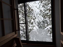 Daisen Basecamp