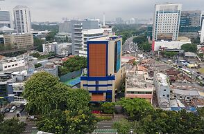 Ashley Tugu Tani Menteng