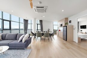 NAKA-RAJ Escape Hotel