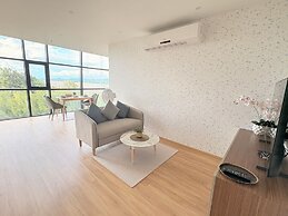 NAKA-RAJ Escape Hotel