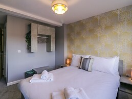 Magnolia House