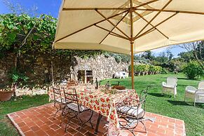 Citrus Charm Farmhouse