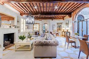 The Lucca Heritage Retreat