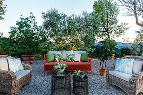 Amore Farmhouse Retreat