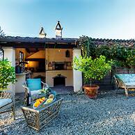 Amore Farmhouse Retreat
