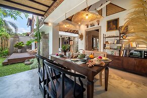 Katak Villa by Villa Finder