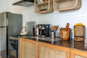Katak Villa by Villa Finder