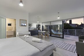 Korhaan House