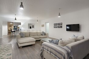 Korhaan House