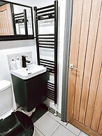 Eliteelegance Suites 2-bed Apartment in Sheffield