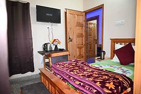 Hotel Lohaghat Regency