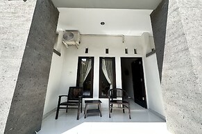 Hotel Warta Sari