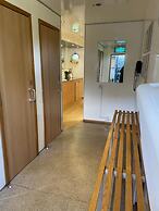 Cosy 1 Bedroom Cabin- Moon Pod