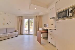 Apartamentos Azul Playa