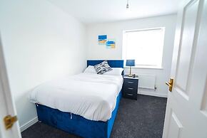 Immaculate 4-bed House in Kings Norton
