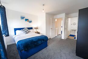 Immaculate 4-bed House in Kings Norton