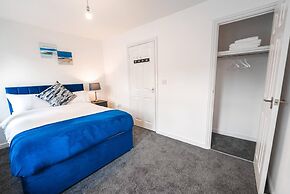 Immaculate 4-bed House in Kings Norton