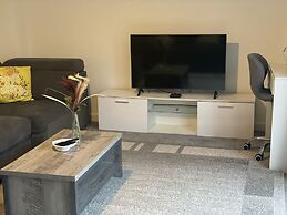 Impeccable 3-bed House in Northampton