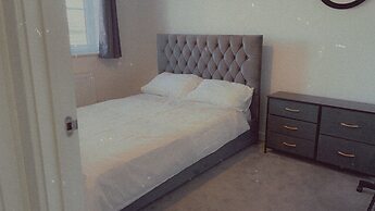 Impeccable 3-bed House in Northampton