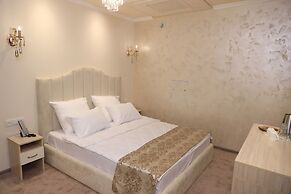 Delin Hotel