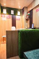 Roomshala 155 Hotel JPC