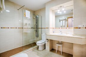 Hotel Plaza Alaquas