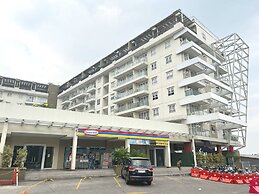OYO 93559 Apartemen Gateway Pasteur By Erik