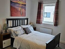 Ipswich - 3 Beds - Sleeps 6 - Private Garden