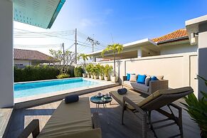 Modern 3 Bedroom Private Pool Villa -ML7