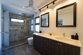 Modern 3 Bedroom Private Pool Villa -ML7