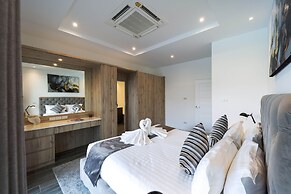 Modern 3 Bedroom Private Pool Villa -ML7