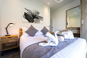 Modern 3 Bedroom Private Pool Villa -ML7