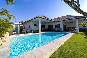 Modern 3 Bedroom Private Pool Villa -ML7