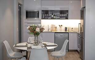 16 On Bree Unit 1713