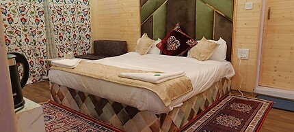Hotel Pahalgam View