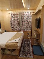 Hotel Pahalgam View