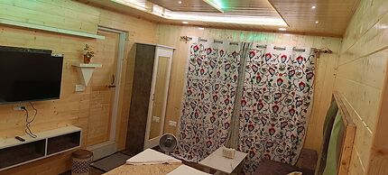 Hotel Pahalgam View