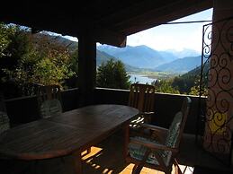 Chalet Lake View