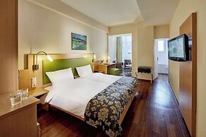 Hotel Imperial Dusseldorf, Sure Collection by BW