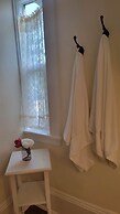 Clinton Pond Bed and Breakfast