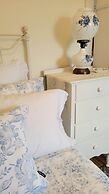 Clinton Pond Bed and Breakfast