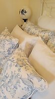Clinton Pond Bed and Breakfast