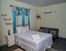 Diamond Cut Villa & Suites