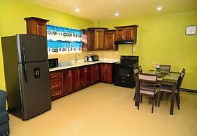 Diamond Cut Villa & Suites